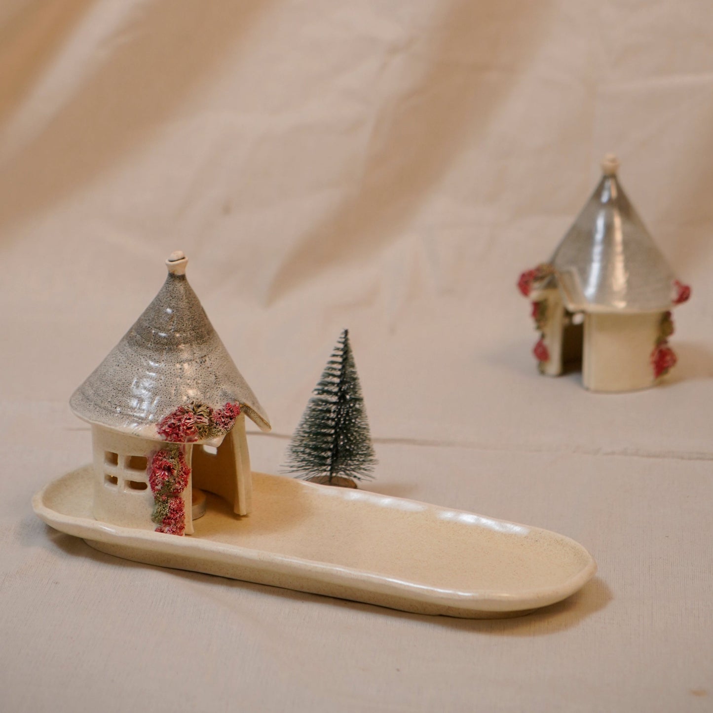 Tea Light Candle Holder - Single Trullo hut with Tray
